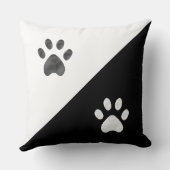 美しい黒と白の肉球 クッション (裏面)