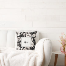 美しい黒と軽いセピア色のトーンフローラ