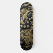 美しい黒と金の花とビーズの抽象画 スケートボード (正面)