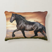 美しい黒馬 アクセントクッション (正面)