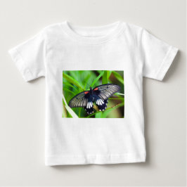 美しい黒、白、赤の蝶 ベビーTシャツ