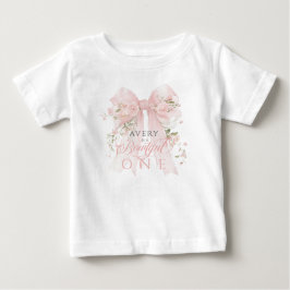 美しい1歳の誕生日フラワーボウの女の子 ベビーTシャツ