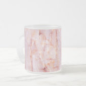 、美しい、ピンク、大理石の自然、エレガントな石gガーリー フロストグラスマグカップ (正面左)