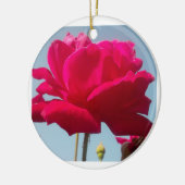 美しい 愛らしい 天上の ローズ 赤 青に映えて セラミックオーナメント (左)