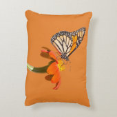 美しい(昆虫)オオカバマダラ、モナーク蝶 アクセントクッション (裏面(縦))