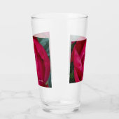 美しく咲く赤い牡丹 タンブラーグラス (左)