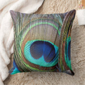 美しく多彩な孔雀の羽 クッション (ブランケット)