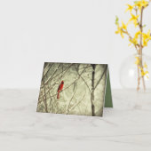 美しく赤い北の基本的な鳥 カード (黄色い花)