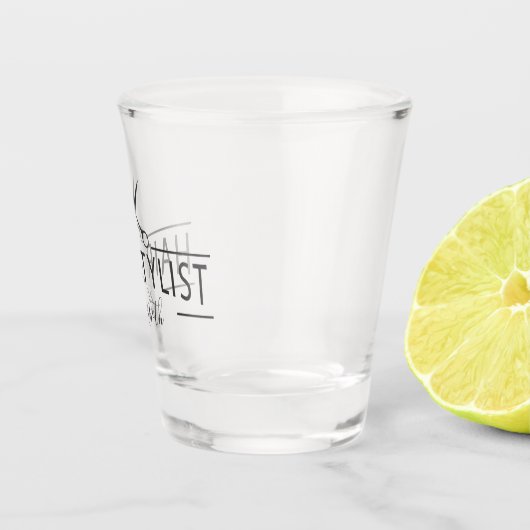 美容師のヘアカットはモノグラムを切ります ショットグラス (右)