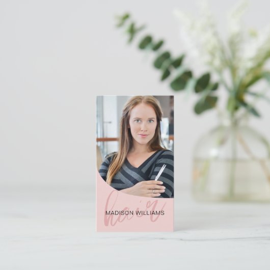 美容師サロン写真QRピンク 名刺 (スタンド正面)