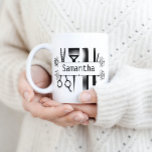 美容師パーソナライズされたはさみ美容師 コーヒーマグカップ<br><div class="desc">このデザインはデジタルアートを通して作られたパーソナライズされた。クリックそのボタンと色を変えカスタマイズて、名前やイニシャルや単語を追加することによお気に入りのって作られた。私は連絡colorflowcreations@gmail.comで私はもし、このデザインを別の製品に持つ必要がある。オリジナル抽象芸術絵画アクリルをwww.etsy.com/shop/colorflowartで購入。www.facebook.com/colorflowcreations、www.instagram.com/colorflowcreations、www.twitter.com/colorflowart、後を追およびwww.pinterest.com/colorflowcreationsで自分の創造や自分の情報を見る。</div>