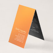 美容院メイクアップオレンジ金ゴールドはさみ価格表 名刺 (裏面)