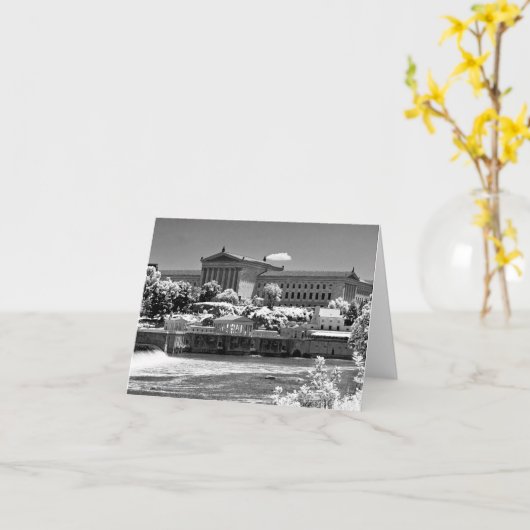 美術館と水道 – IR カード (黄色い花)