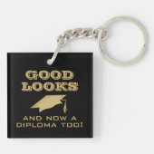 美貌と卒業証書もおもしろい卒業 キーホルダー (裏面)