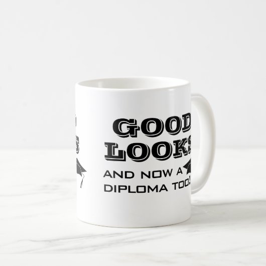 美貌と卒業証書もおもしろい卒業 コーヒーマグカップ (正面右)