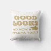 美貌と卒業証書をおもしろい卒業 クッション (正面)