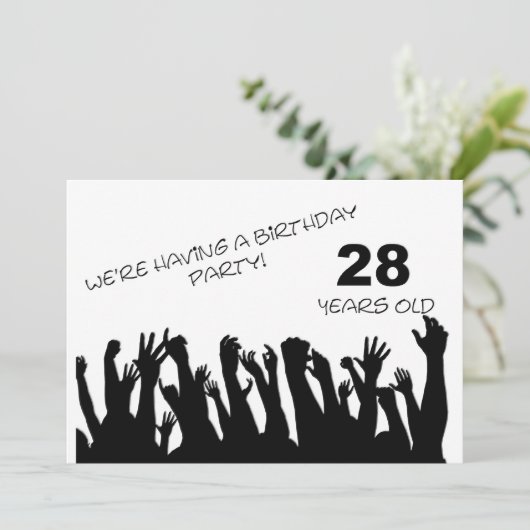 群衆が歓声を上げる28パーティの招待状 招待状 (スタンド正面)