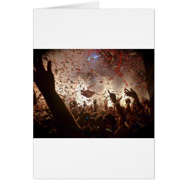 群集のパーティを楽しむこと (正面)