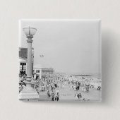 群集2 缶バッジ (正面)