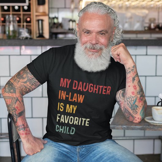 義理の娘は子どものお気に入りのレトロ Tシャツ