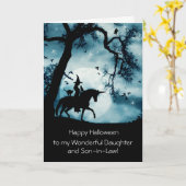 義理の魔女と娘のためのハロウィーン カード (黄色い花)