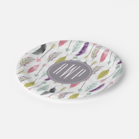 羽および矢のモノグラム ペーパープレート (アングル)