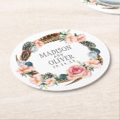 羽が付いている水彩画の花のリース結婚する| ラウンドペーパーコースター (アングル)