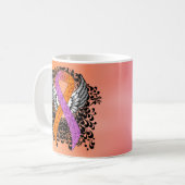 羽のある蘭とオレンジの認識度リボン コーヒーマグカップ (正面左)