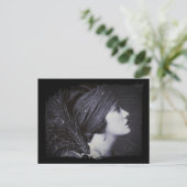 羽の生えたターバンのフラッパー ポストカード (スタンド正面)