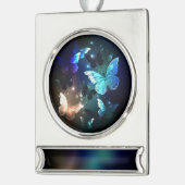 羽ばたき夜蝶 シルバープレートバナーオーナメント (左)