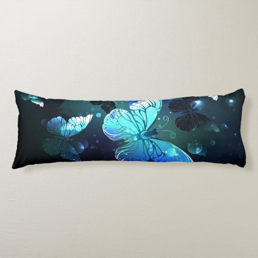 羽ばたき夜蝶 ボディピロー (正面)