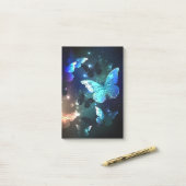 羽ばたき夜蝶 ポストイット (デスク上)