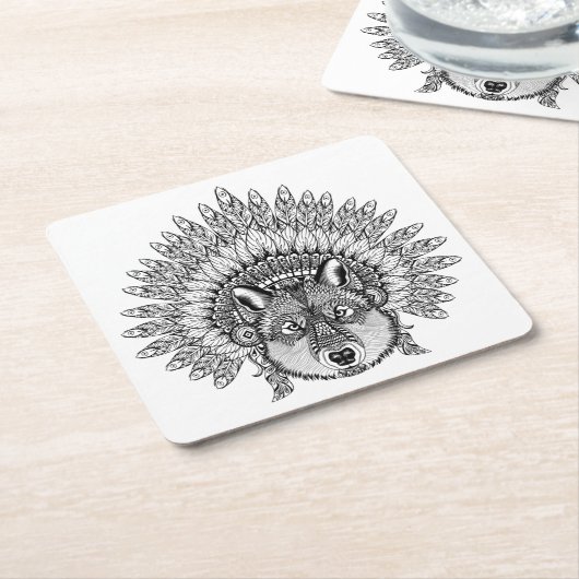 羽をつけられた戦争のボンネットの刺激を受けたなオオカミ スクエアペーパーコースター (アングル)