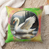 羽を広げた白鳥が池を駆け抜ける クッション (ブランケット)