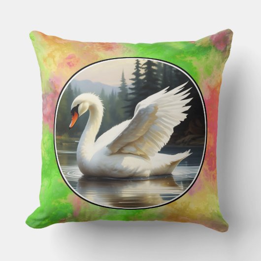 羽を広げた白鳥が池を駆け抜ける クッション (正面)