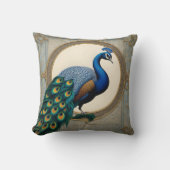 羽カラフルを飾った孔雀 クッション (正面)