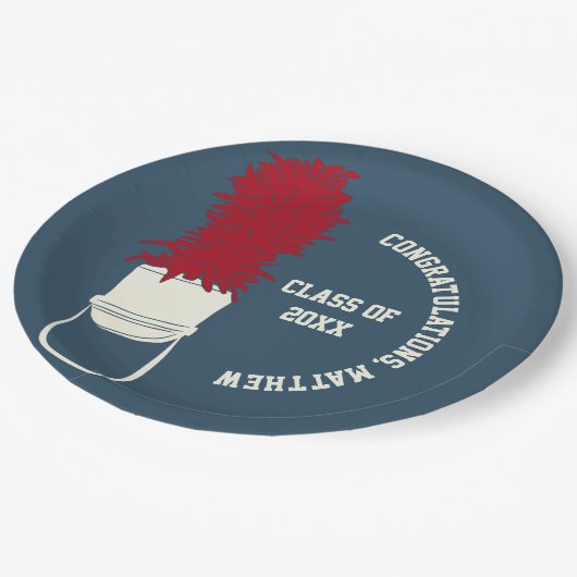 羽付きマーチングバンドカスタム帽子パーティー ペーパープレート (アングル)