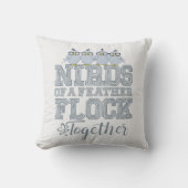 羽毛の傷 クッション (正面)