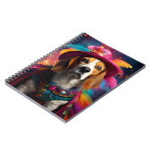 羽毛の生えた帽子をかぶって歩く ノートブック (左側)