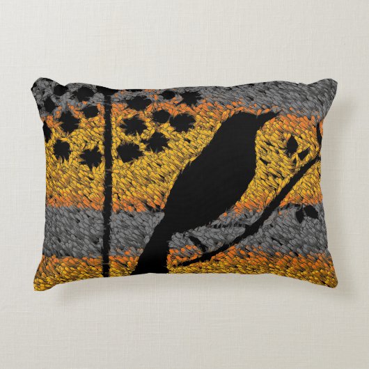 羽毛立ち枕の中の鳥 アクセントクッション (正面)