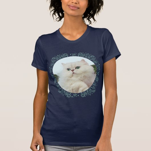 翡翠色の目を持つペルシャ猫 Tシャツ (正面)