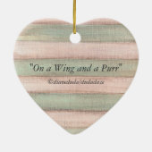 翼およびのどを鳴らす音 セラミックオーナメント (裏面)