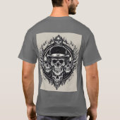 翼とシンボルを特徴とする複雑なスカルデザイン Tシャツ (裏面)