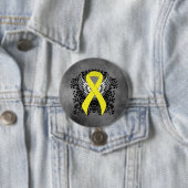 翼のある黄色の認識度リボン 缶バッジ (インサイチュ)