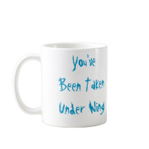 翼の下で取られました