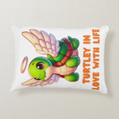 翼の漫画とキュートな亀の天使 アクセントクッション (裏面)