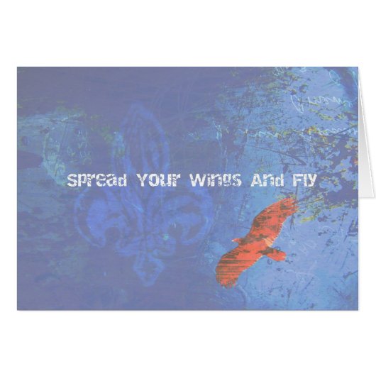 翼を広げて飛ぶ (正面横)