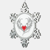 翼を持つ赤い天使ハート スノーフレークピューターオーナメント (右)