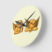 翼を持飛んでいるつエンジェルブッグズファンタジーアート ラウンド壁時計 (傾斜)