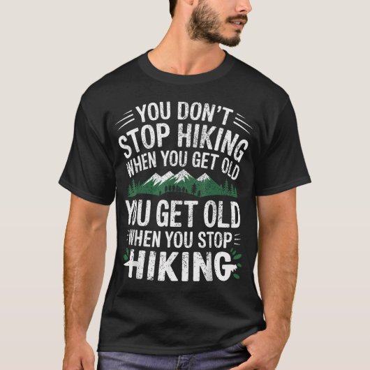 老いてなお歩くをやめない Tシャツ (正面)